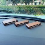 胡桃木臨時停車牌